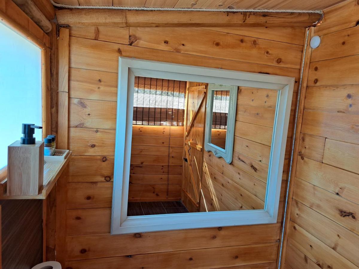 Gasthaus Wooden House At The Mountain-Private Paránimfoi Exterior foto