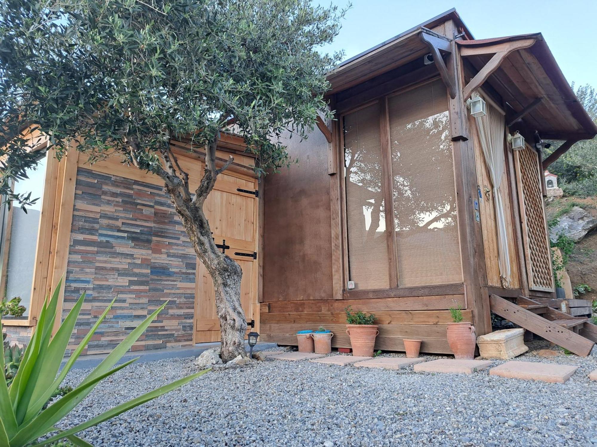 Gasthaus Wooden House At The Mountain-Private Paránimfoi Exterior foto